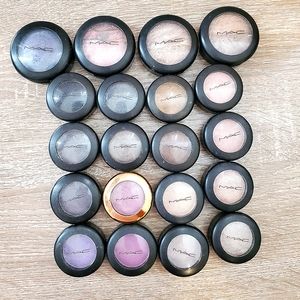 MAC Cosmetics Eyeshadow LOT of (20)